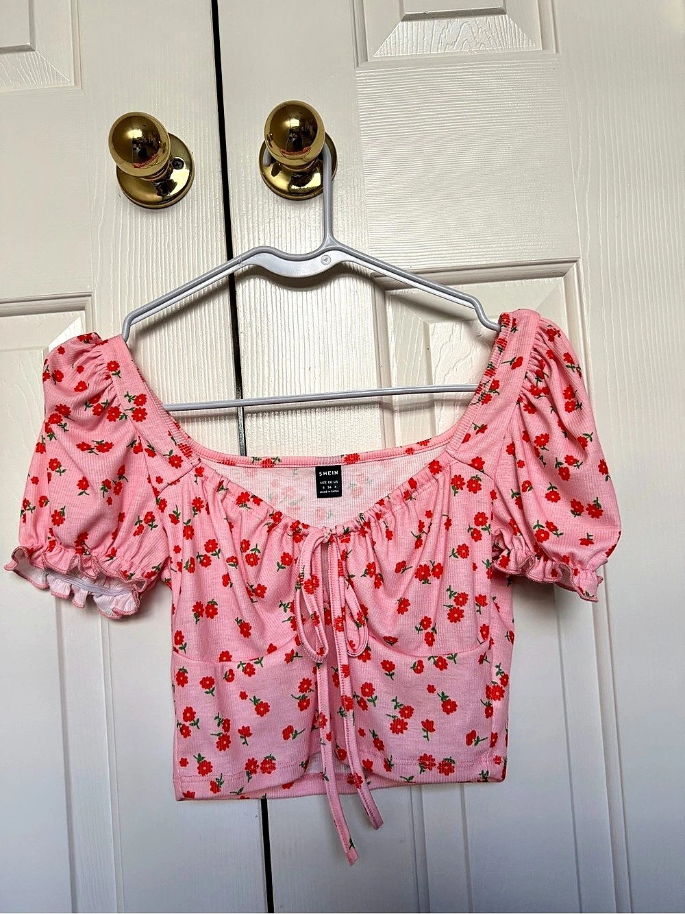 Floral Print Puff Sleeve Tie Front Crop Top Pink & Red Small